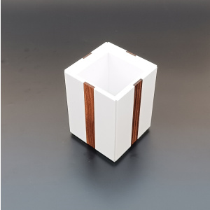 Ceviz-akrilik diş fırçalık